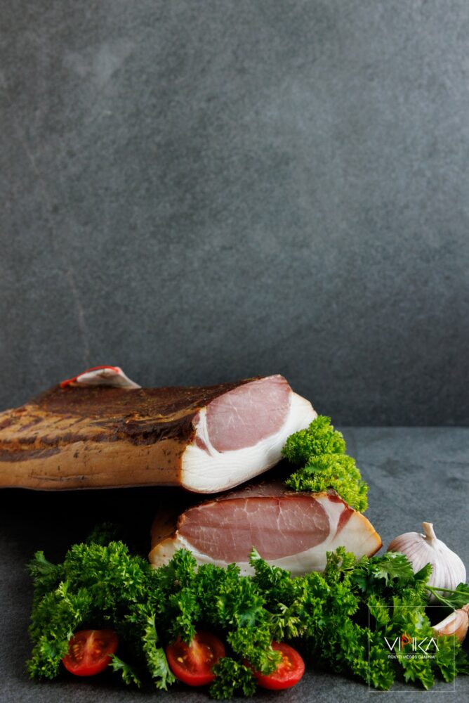 Nugarinė su lašiniu, šalto rūkymo 1kg